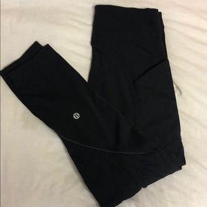 Black 7/8 lululemon pants